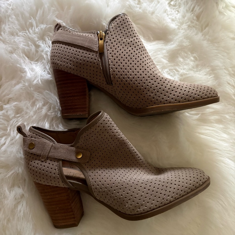 Franco Sarto Boots Dakota Leather Suede Booties Women’s Size 7.5 - Picture 2 of 8